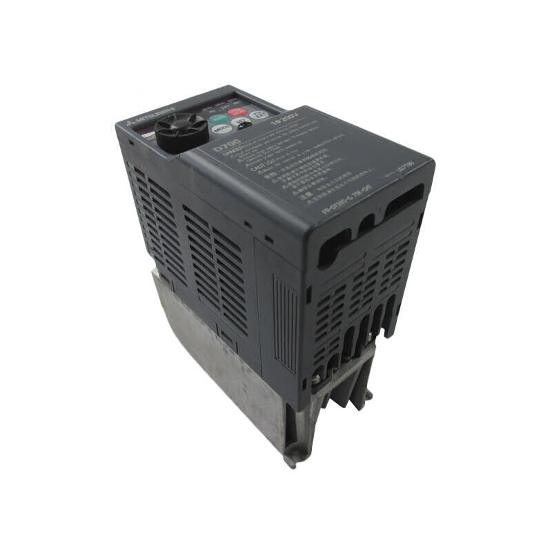 Mitsubishi Electric simple inverter 0.75kW single phase AC200-240V; FR-D720S-0.75K-CHT
