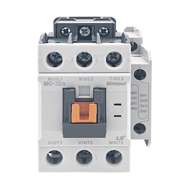 Контактор силовой трехполюсный LS (катушка переменного тока); MC-32a AC220V 50/60Hz