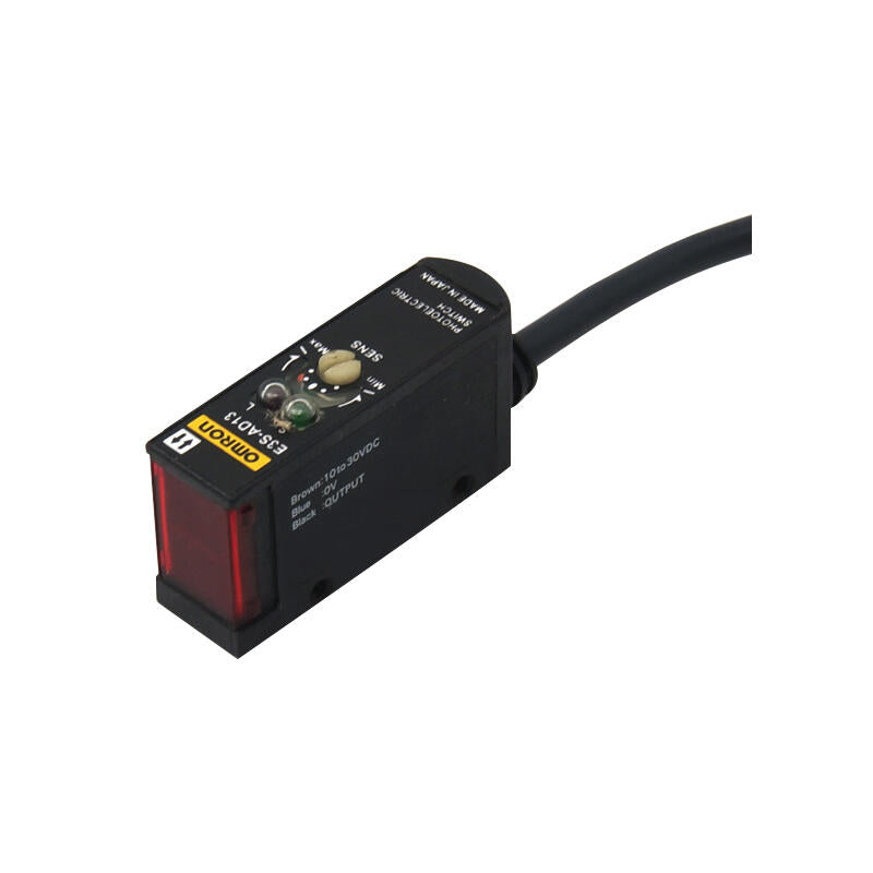 Omron amplifier built-in photoelectric switch (medium); E3S-AD13 2M
