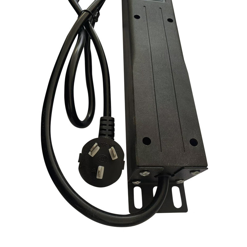 مقبس طاقة PDU بفتحة 10A6 من Tuten Cabinet بطول 1.3 متر وقوة 500 واط
