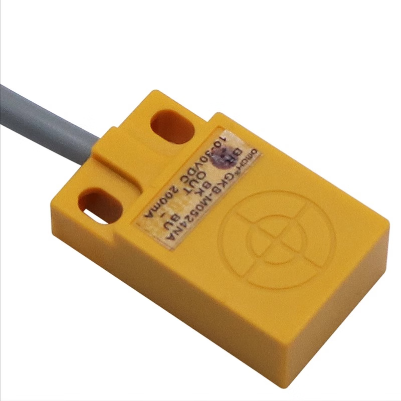 Xinkaichen GKB-M0524NA Flat Square Proximity Switch Three-Wire NPN Normally Open Inductive Sensor DC10-30V GKB-M0524PB