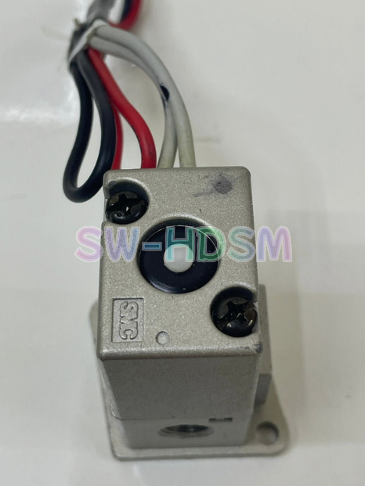1PCS for SMC VT301V-015GS-B Solenoid valve freight free