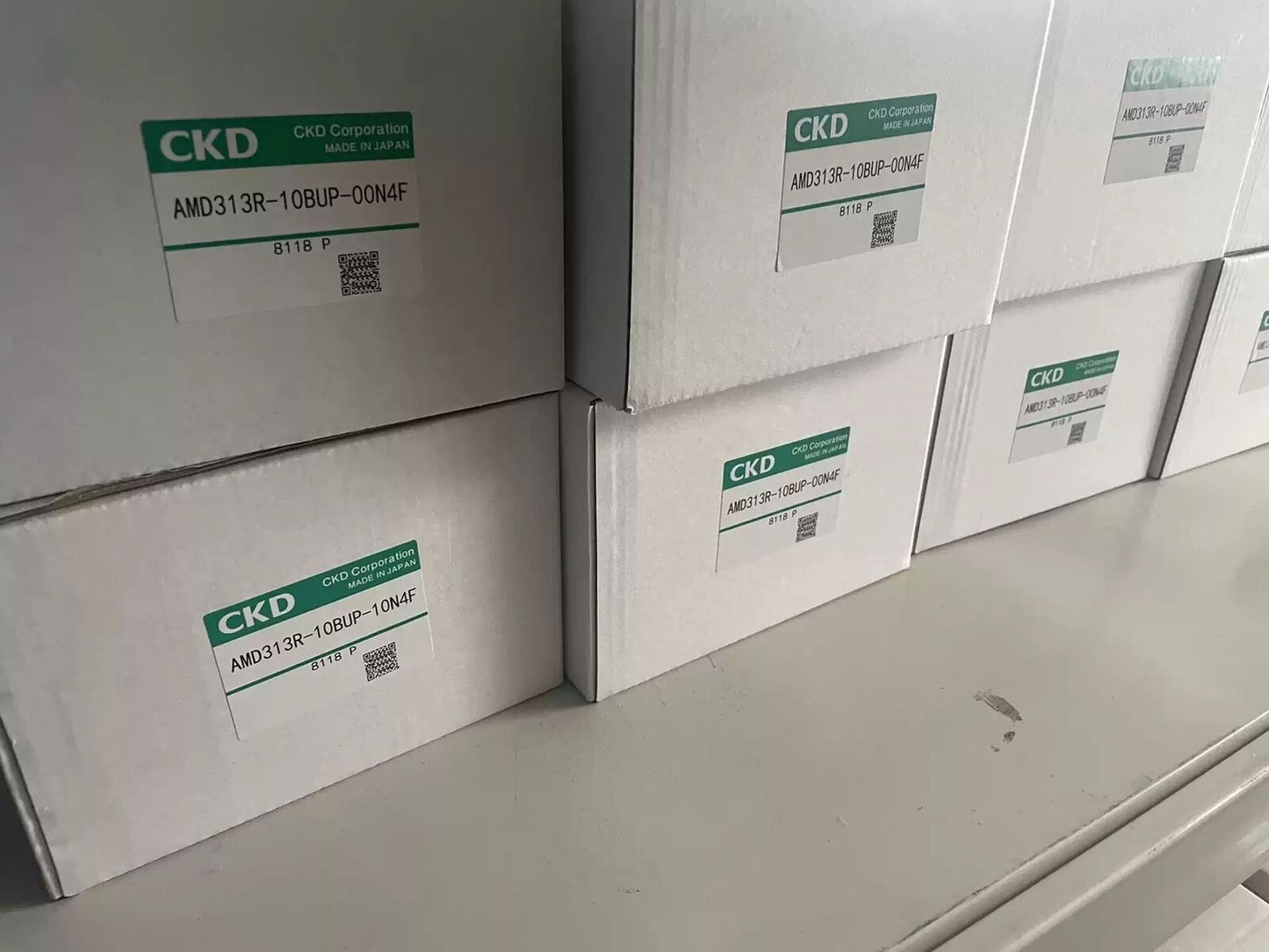 1pcs CKD AMD313R-10BUP-00N4F Pneumatic valve control valve