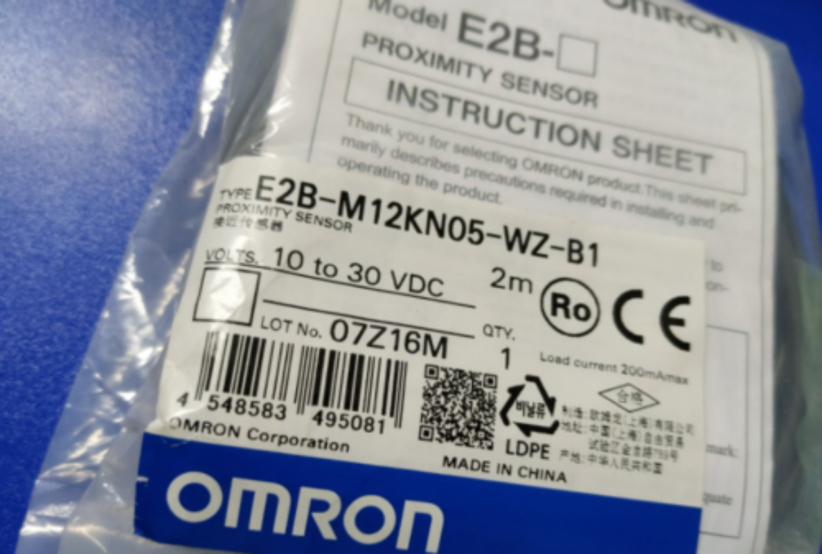 1pcs OMRON Proximity Sensor E2B-M12KN05-WZ-B1 E2B7392M