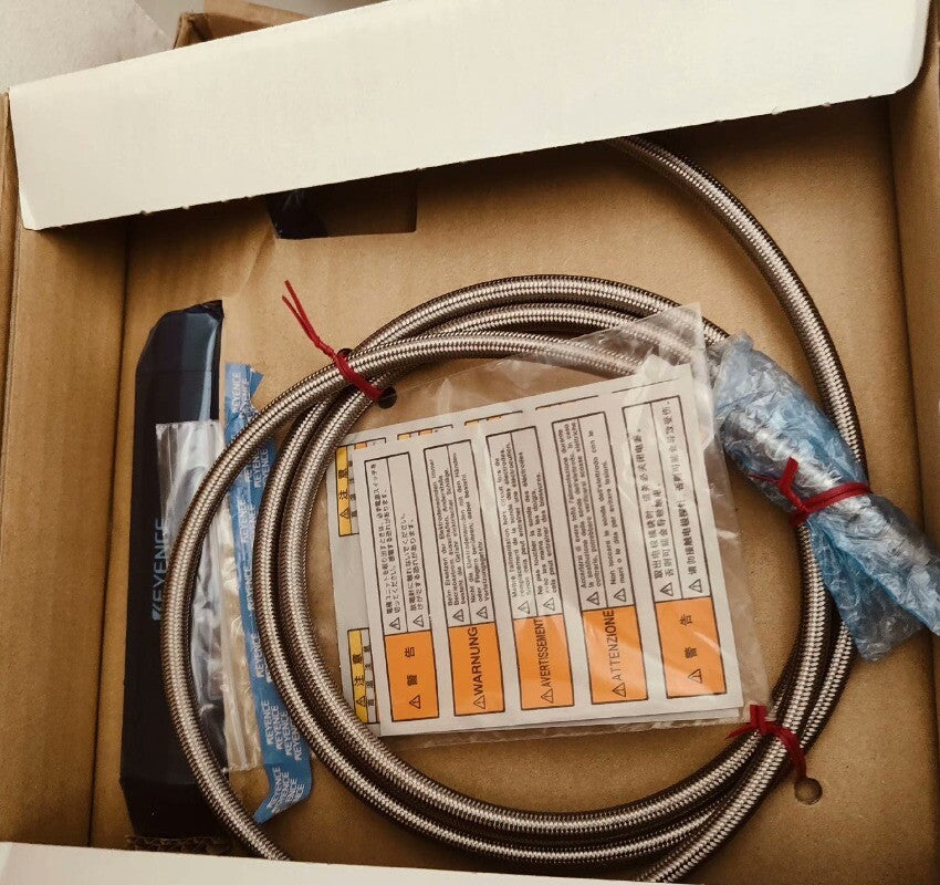 1pcs KEYENCE SJ-M020 Static Eliminator Controller