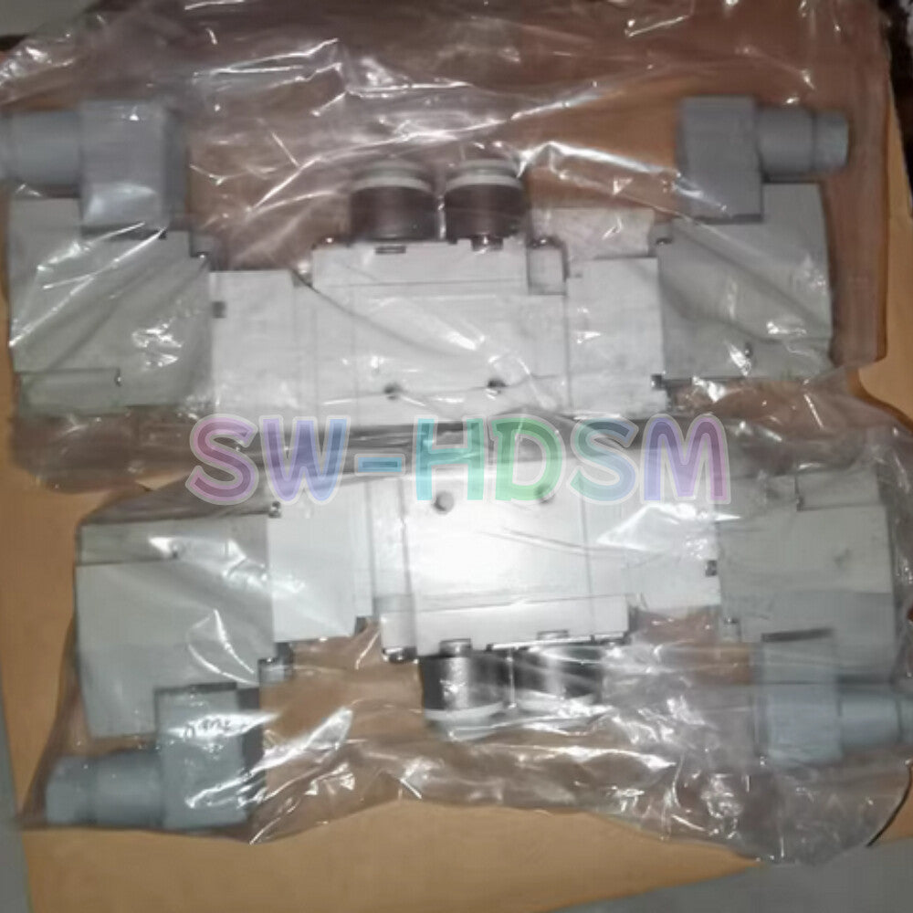 1PCS for SMC Solenoid Valve SY7220-5D-C10 Freight Free