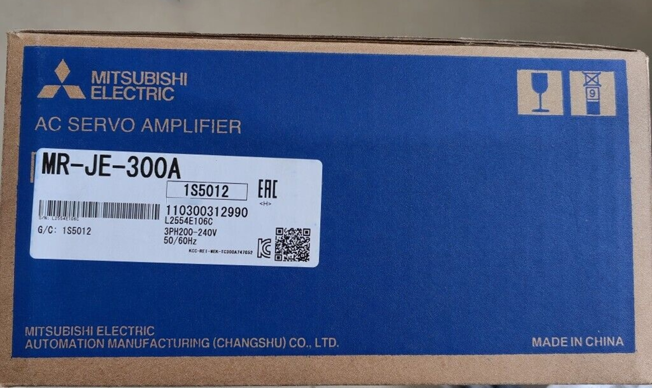 1pcs Mitsubishi Servo Driver MR-JE-300A