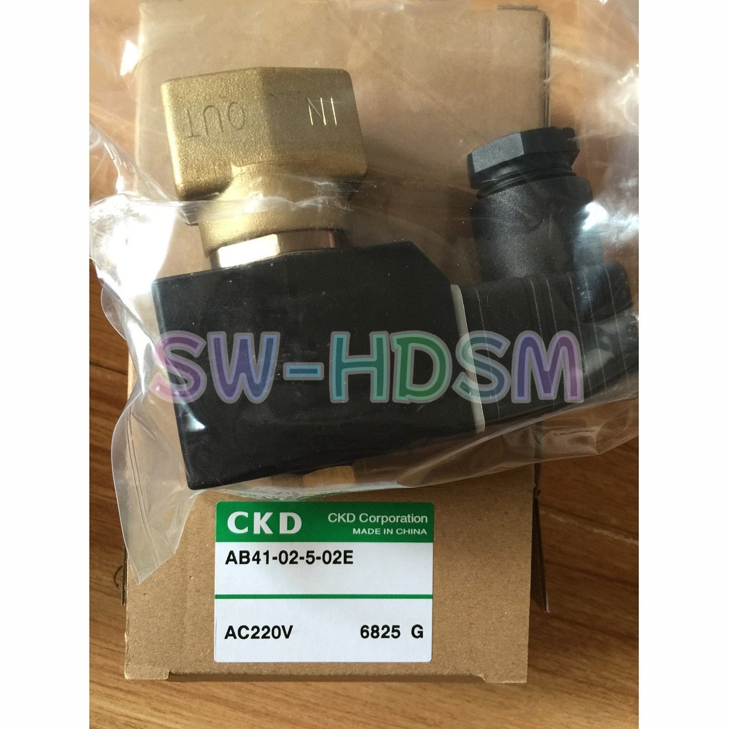 1PCS for CKD AB41-02-5-02E AC220V Solenoid Valve Freight Free