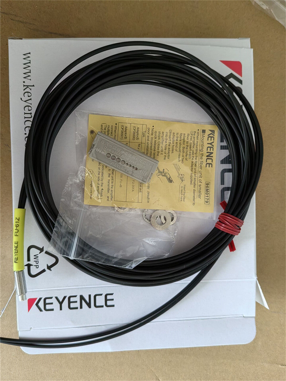 1PC Keyence FU-61Z Fiber Optic Sensor FU61Z 5M