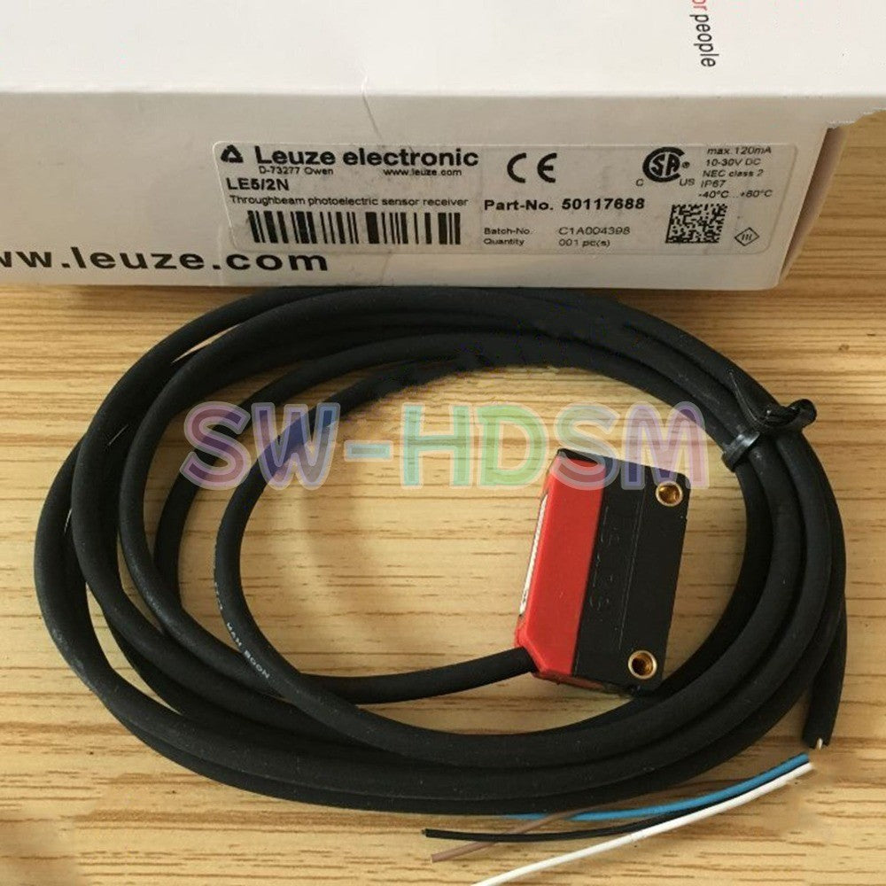 1PCS for Leuze LE5/2N Photoelectric Sensors Freight Free