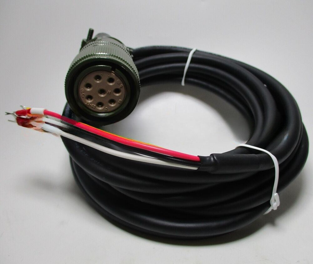 1PCS Motor Power Cable FIT FOR MR-J2S-100A/HC-SFS102 Ation Plug 8-Pin 5m