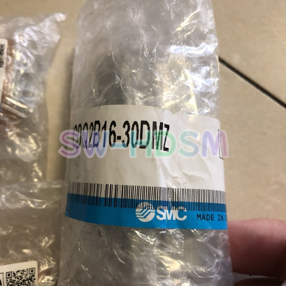1PCS for SMC CDQ2B16-30DMZ Double Clevis Cylinder Freight Free