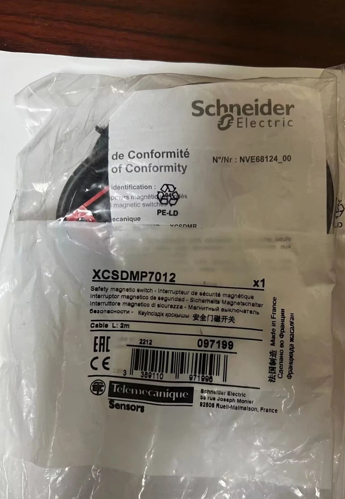 SCHNEIDER XCSDMP7012 SAFGETY MAGNETIC SWITCH cable(2m) IN BAG ./UPS/F
