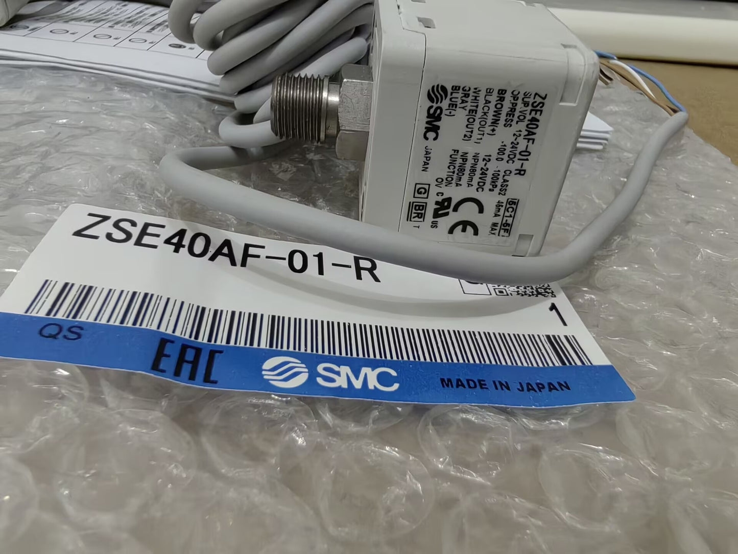 1 pcs SMC ZSE40AF-01-R Pressure Switch