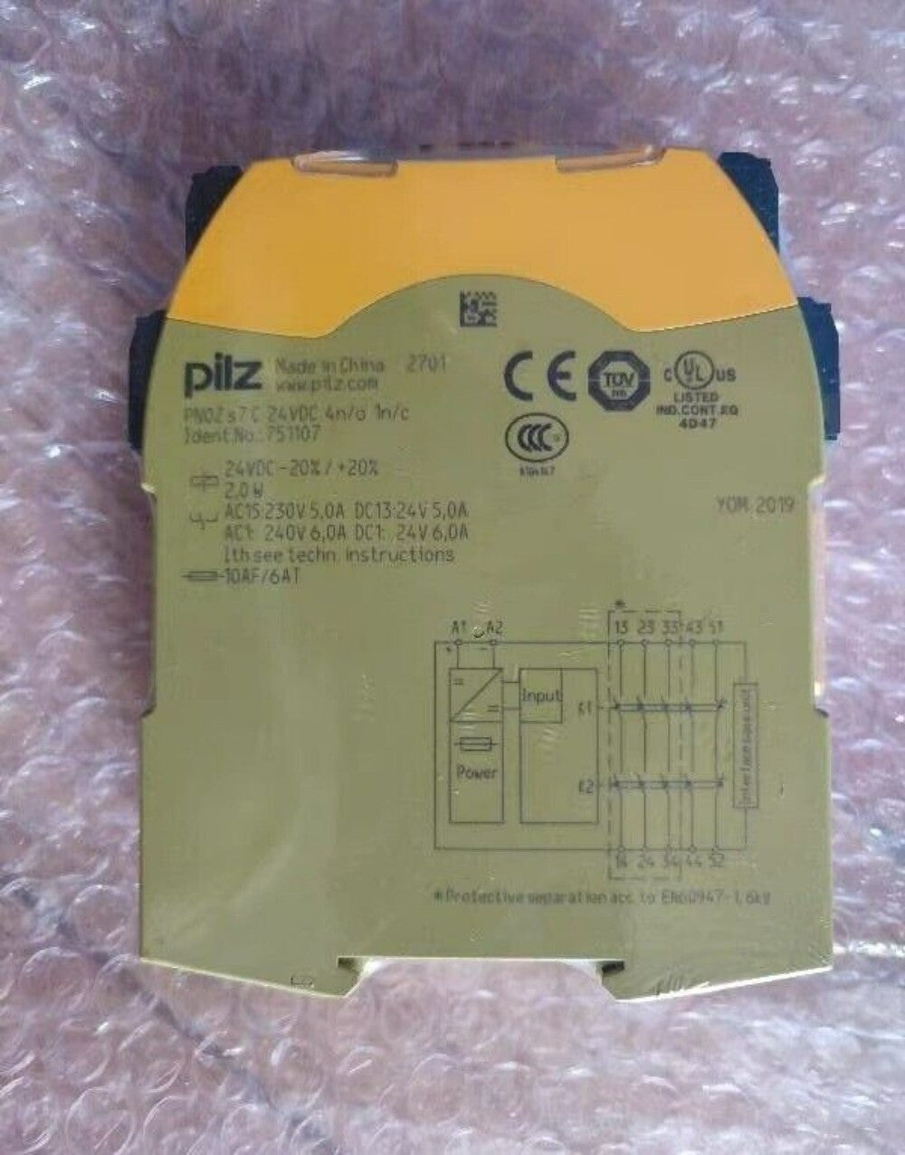 1pcs Pilz PNOZ S7 751107 Safety Relay