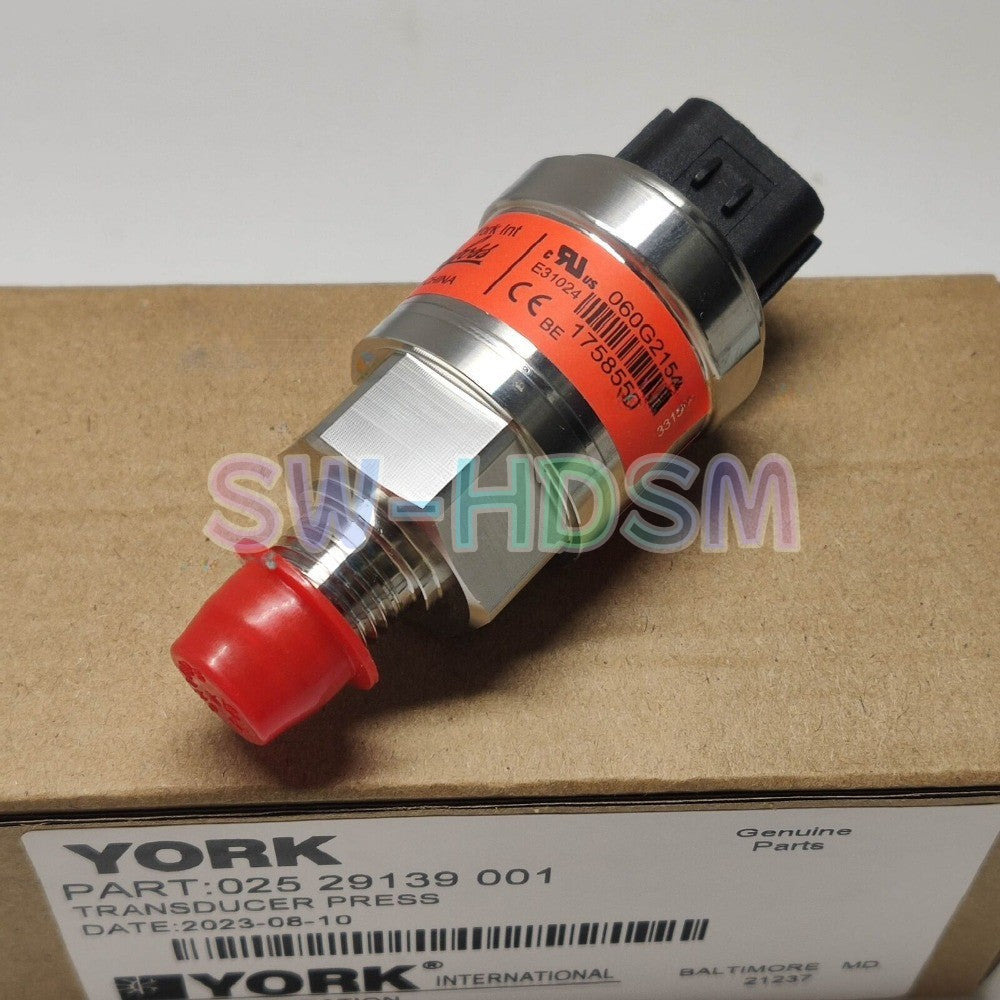 1PCS YORK 025-29139-001 Pressure Sensor Freight Free