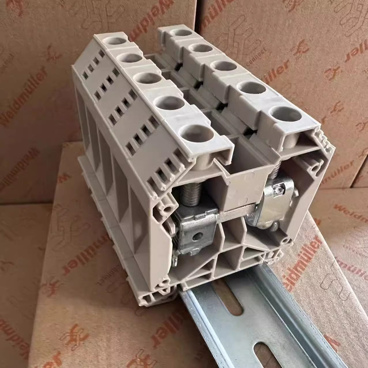 40pcs Weidmuller WDU 35 1020500000 W series European bolt type 35mm ² terminal