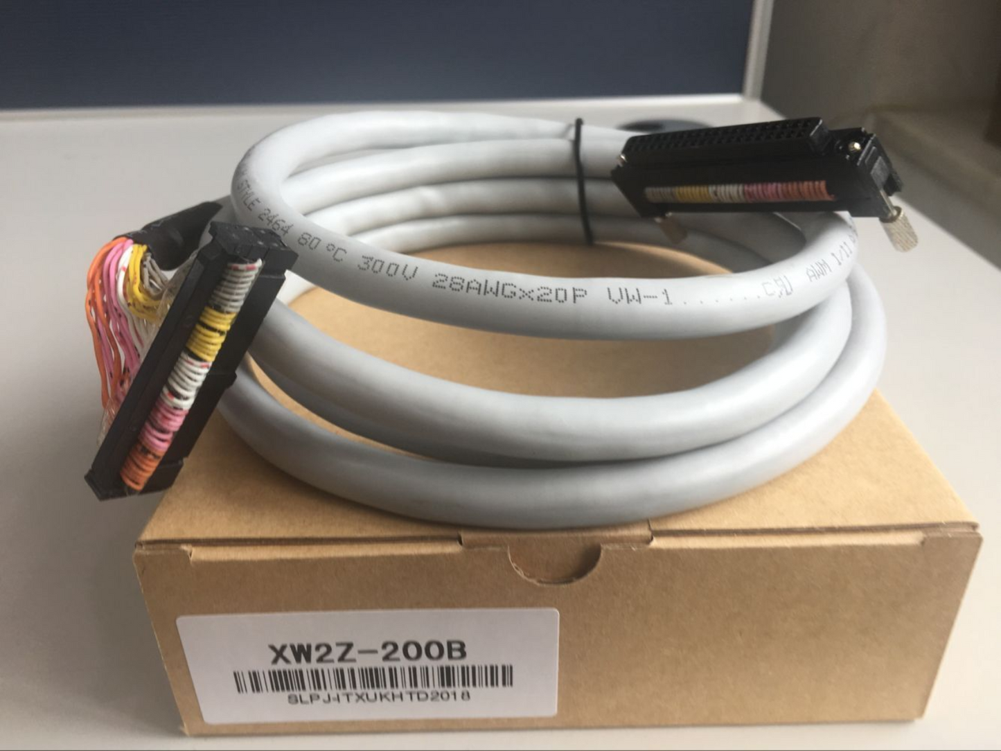 1pcs for OMRON XW2Z Cable XW2Z-200B