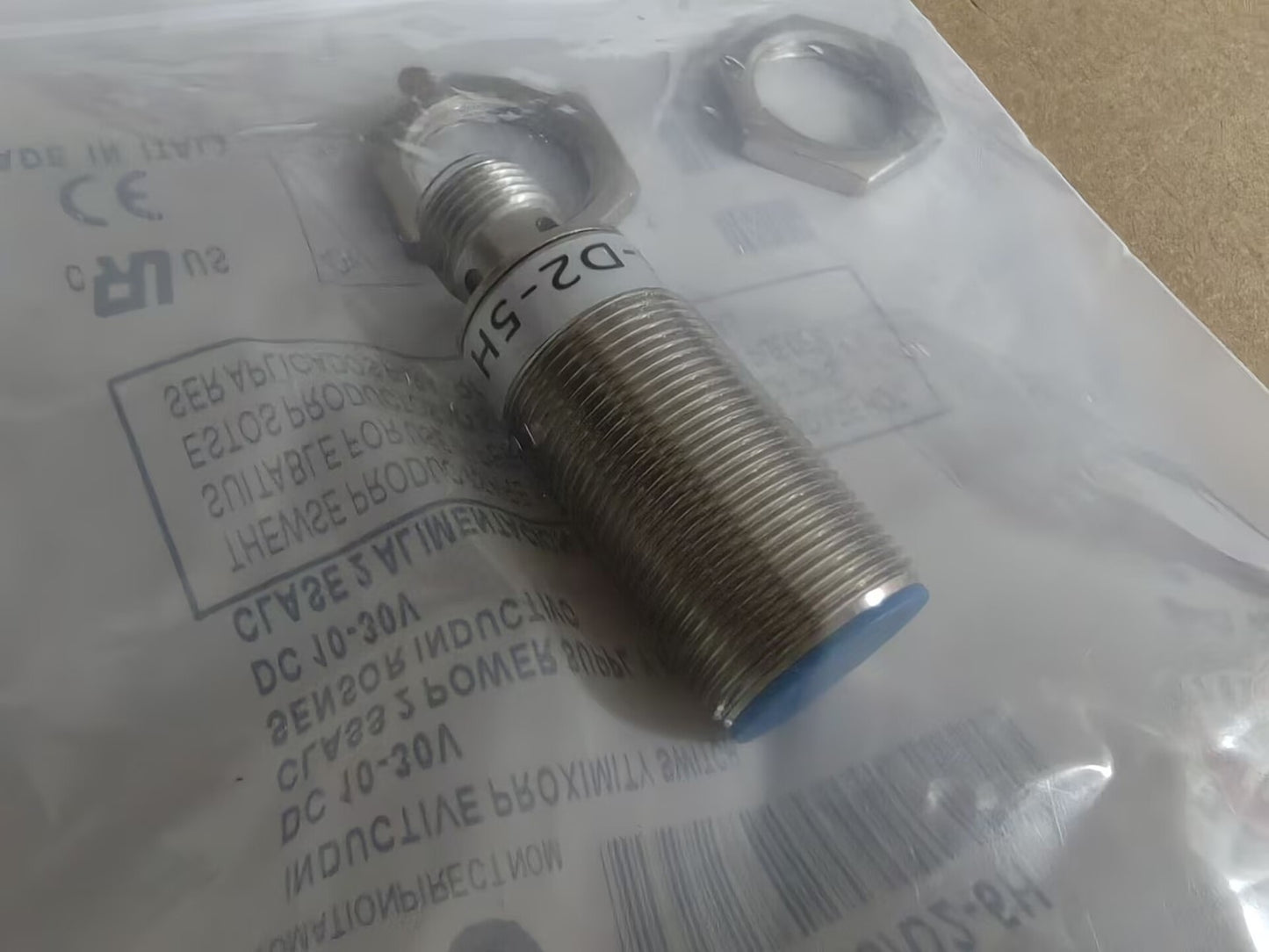 1PC for Micro Detectors AK6-D2-5H Analog Proximity Switch Sensor