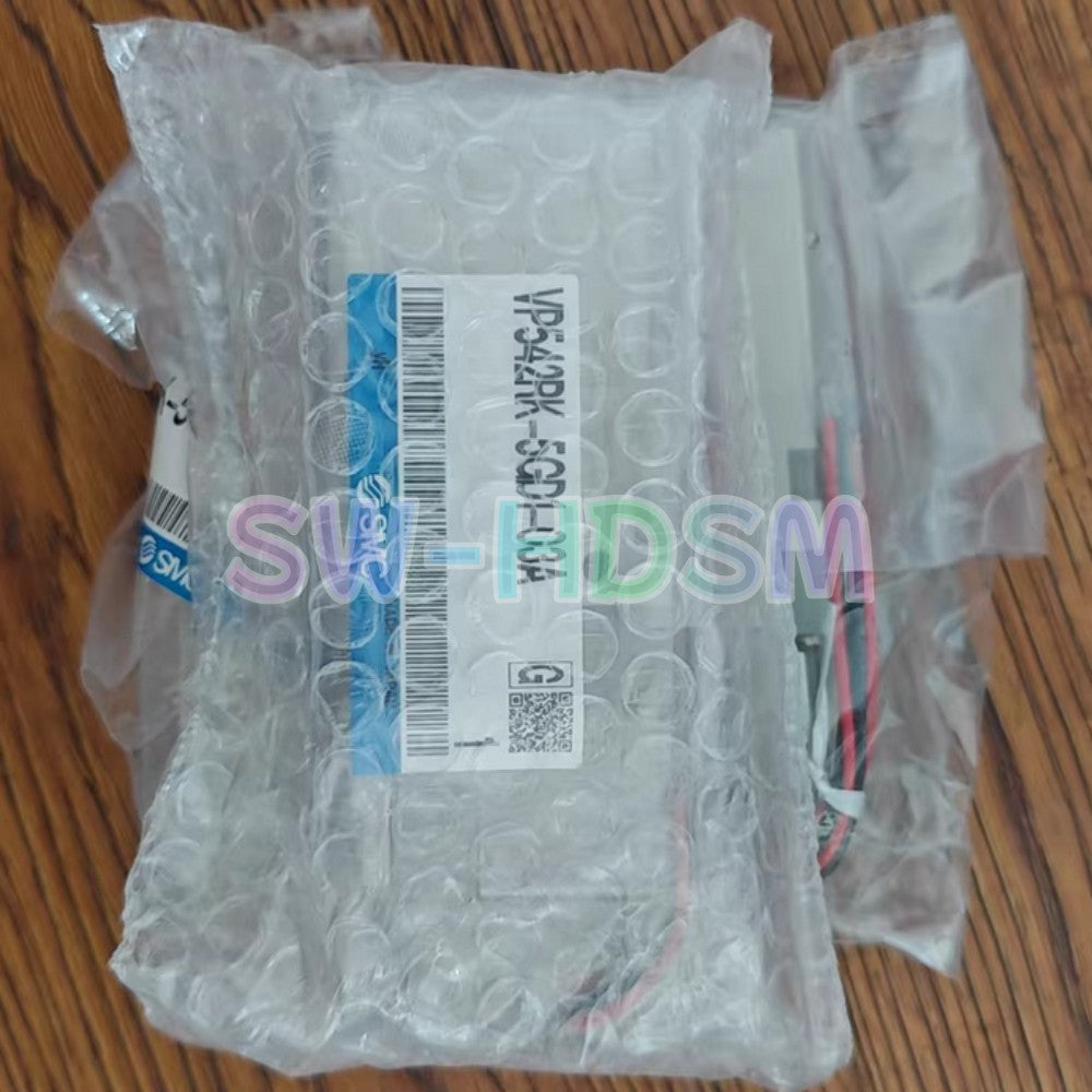 1PCS Fit for SMC Solenoid Valve VP542RK-5GD1-03A Freight Free