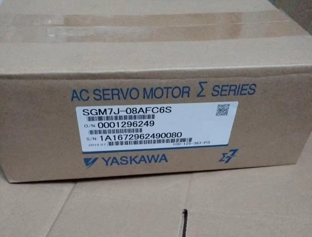 1pcs YASKAWA SGM7J-08AFC6S Servo Motor