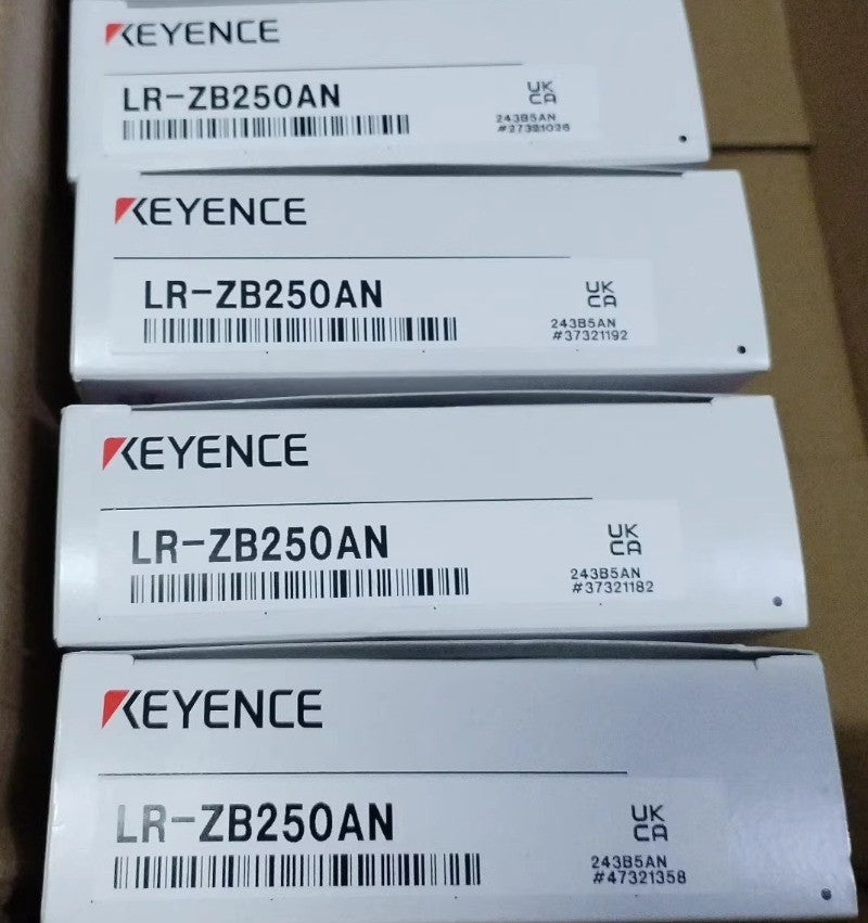 1pcs KEYENCE LR-ZB250AN Laser Sensor