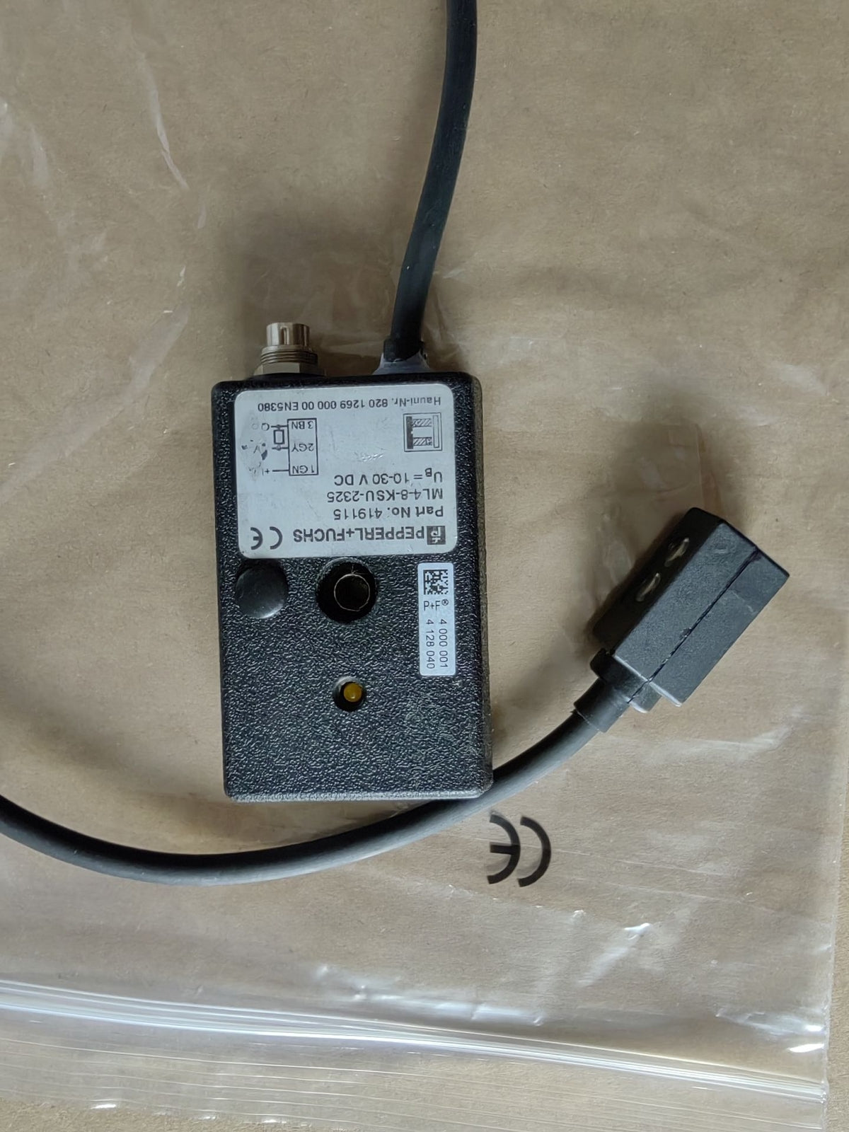 1/Piece ML4-8-KSU-2325 PEPPERL FUCHS Photoelectric Switch Sensor 419115