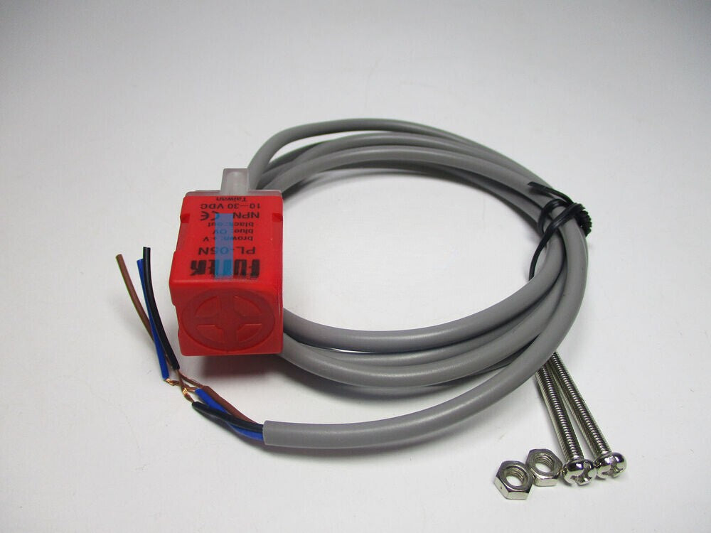 10PCS For Inductive Proximity Sensor PL-05N PL05N