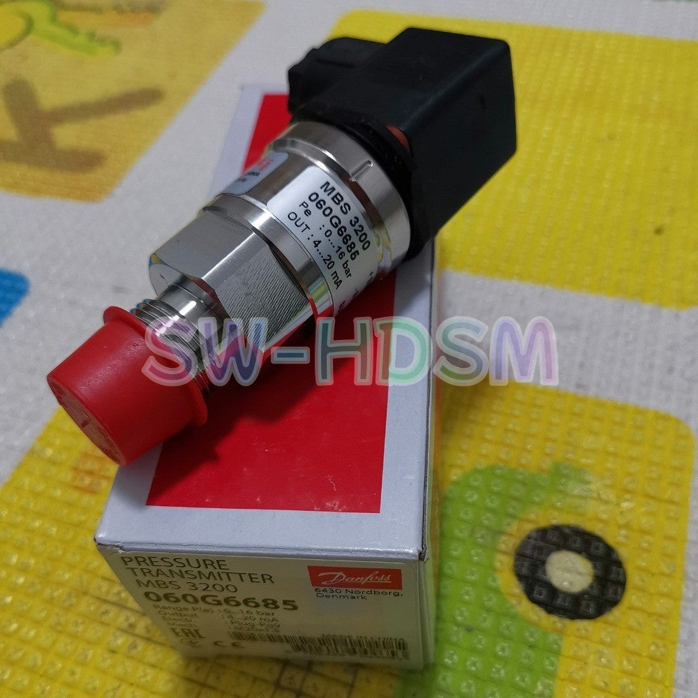 1PCS for Danfoss MBS 3200 060G6685 Pressure Transmitter Freight Free