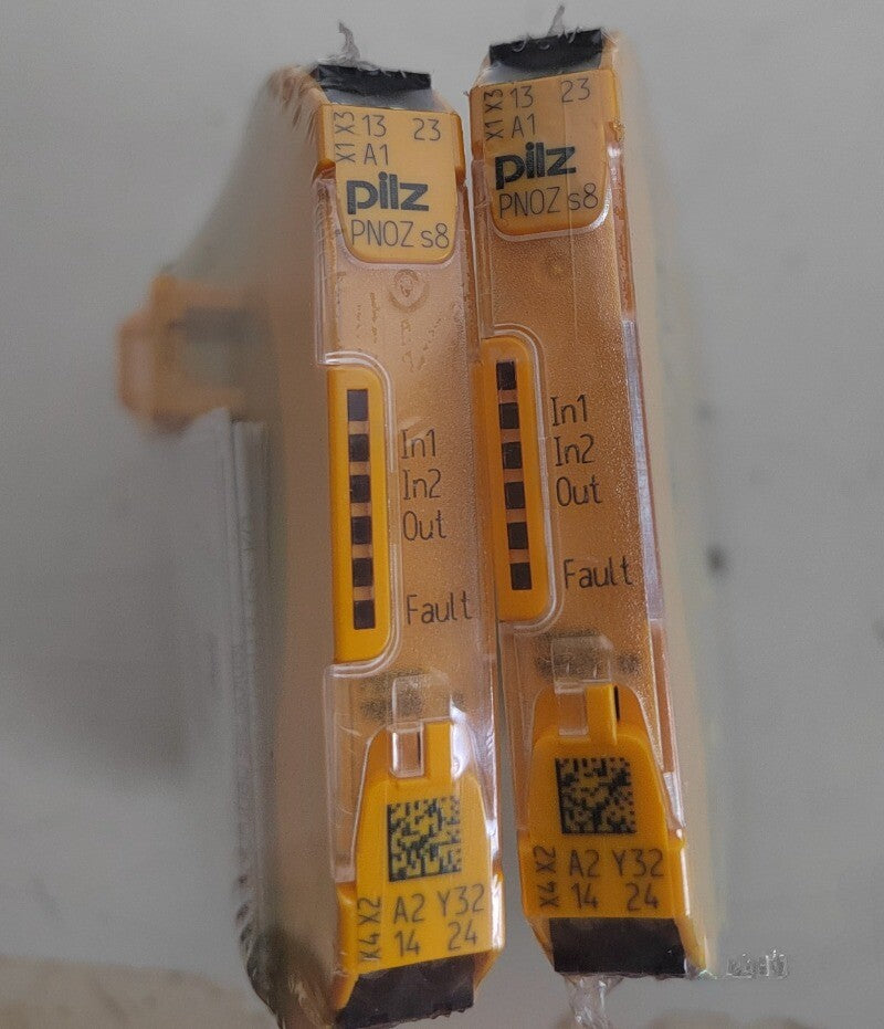1pcs PILZ PNOZ S8 24VDC 2n/o Safety Relay Module 750108