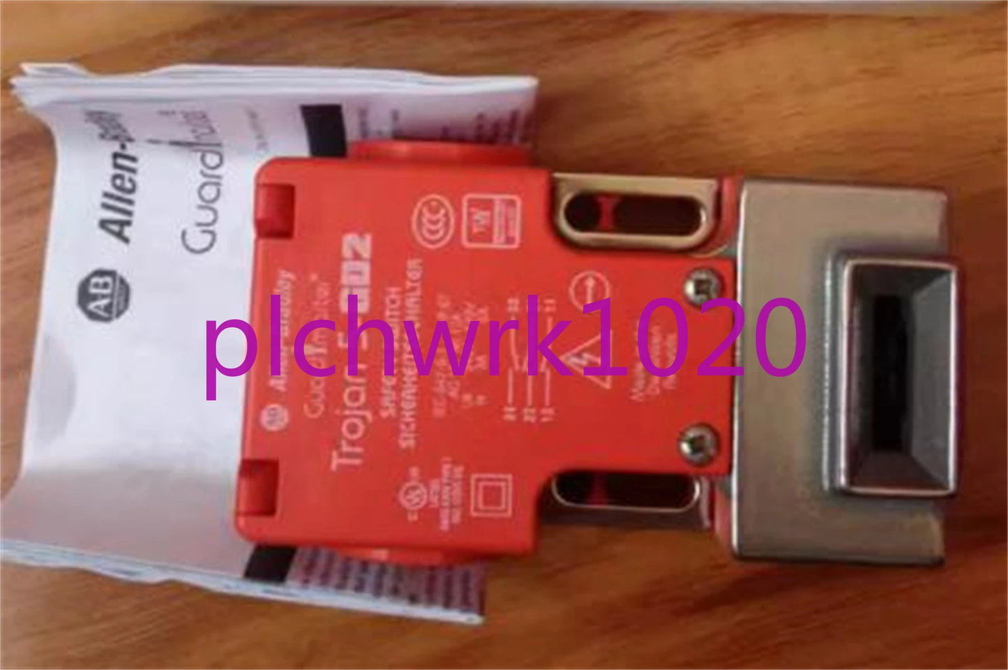 1PCS AB Safety interlock switch 440K-T11147 #P