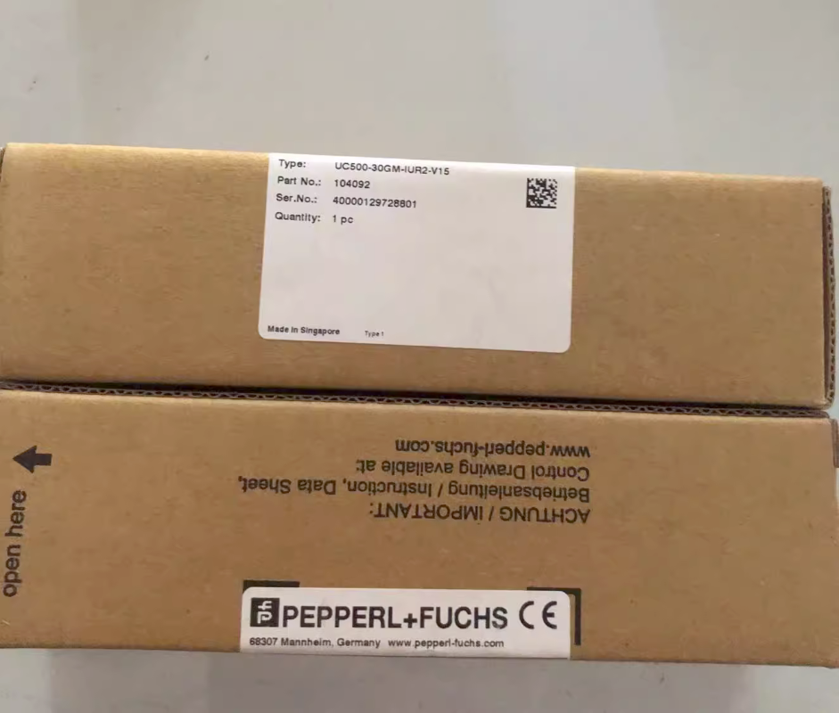 1pcs PEPPERL+FUCHS Sensor UC500-30GM-IUR2-V15