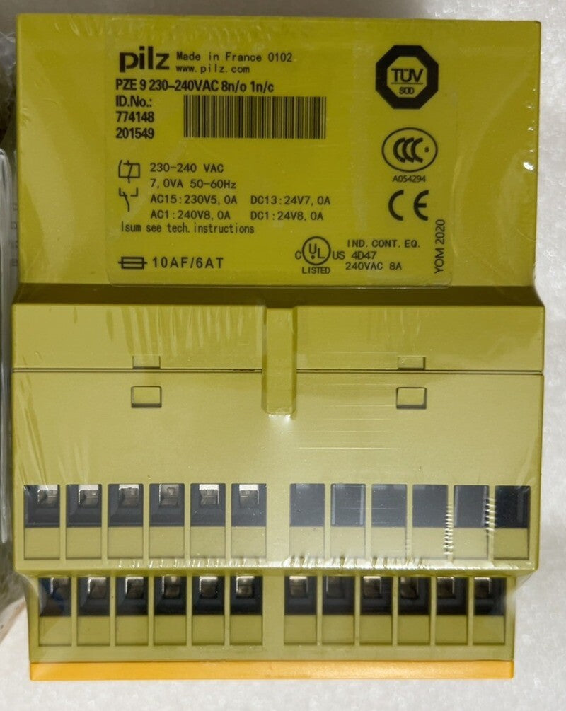 1pcs PILZ PZE 9 230-240VAC 8n/o 1n/c Safety Relays 774148