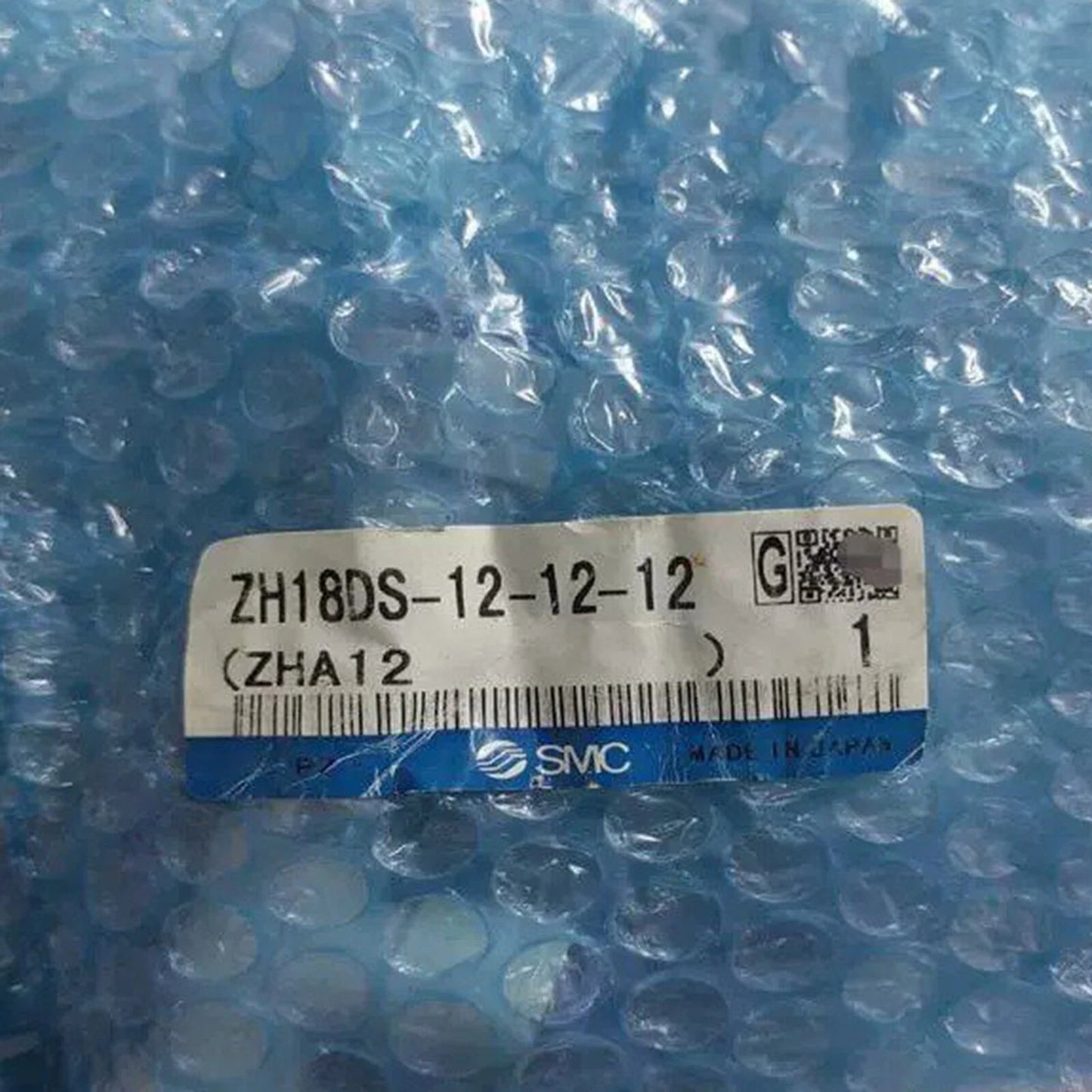 1pc SMC ZH18DS-12-12-12 CKT Vacuum generator Free shipping #P