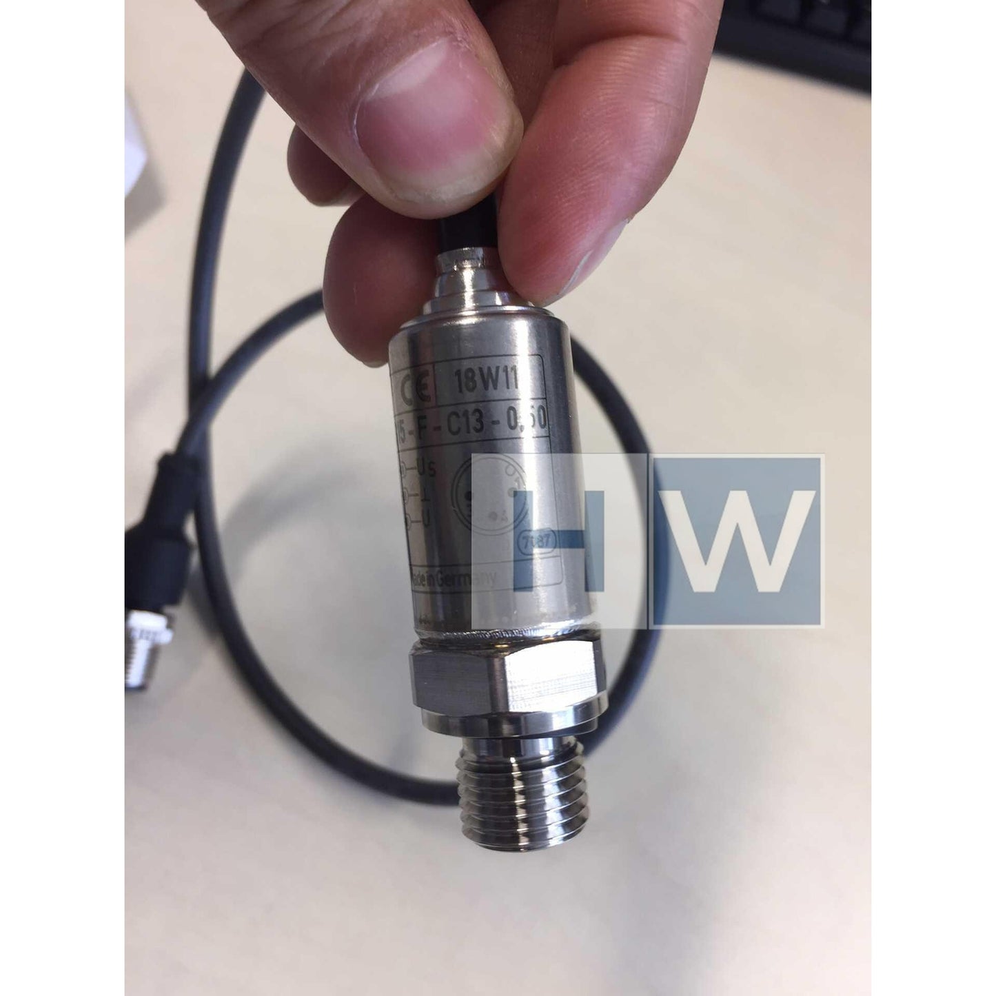 1PC Rexroth HM20-21/315-F-C13-0,50 Pressure Sensor