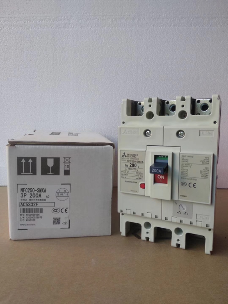 1pcs mitsubishi circuit breaker NFC250-SMXA 3P 200A 1110016251