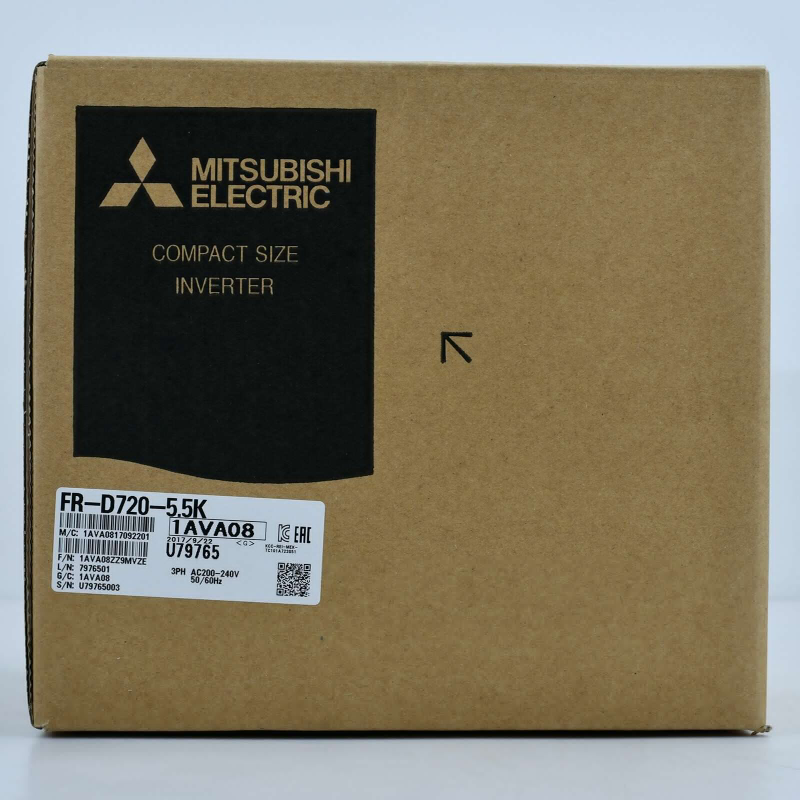 1pcs Mitsubishi Frequency Converter FR-D720-5.5K