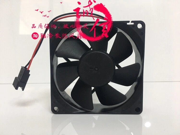 1PCS AVC DS08025B24U-109 cooling fan 24V 0.40A 80*80*25mm 2wire