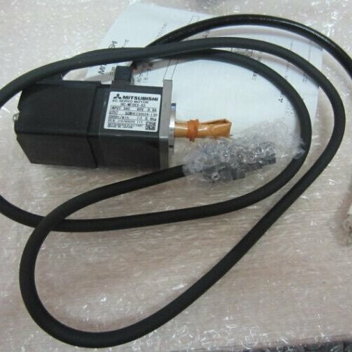 1PC For MITSUBISHI HC-MF053-S3 Servo Motor HCMF053S3