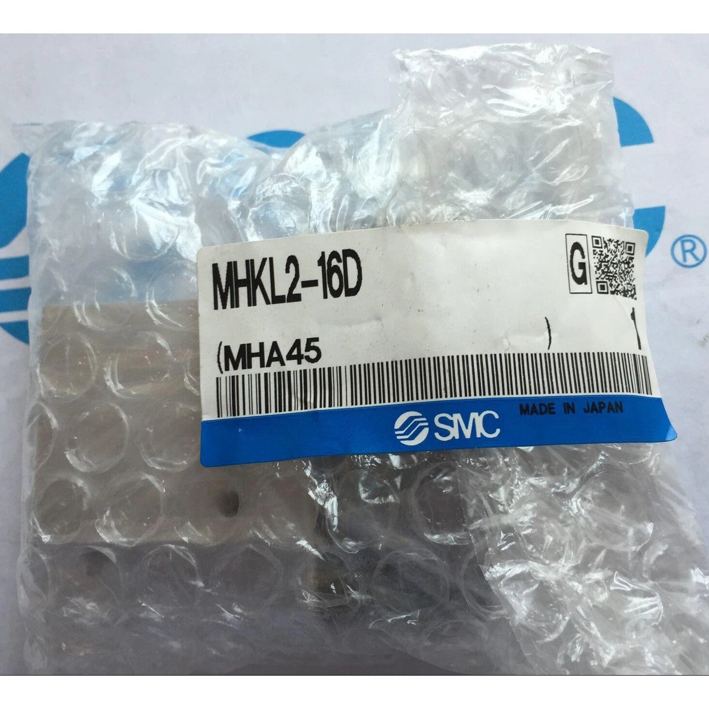 one SMC Pneumatic Finger Cylinder MHKL2-16D spot stock #P