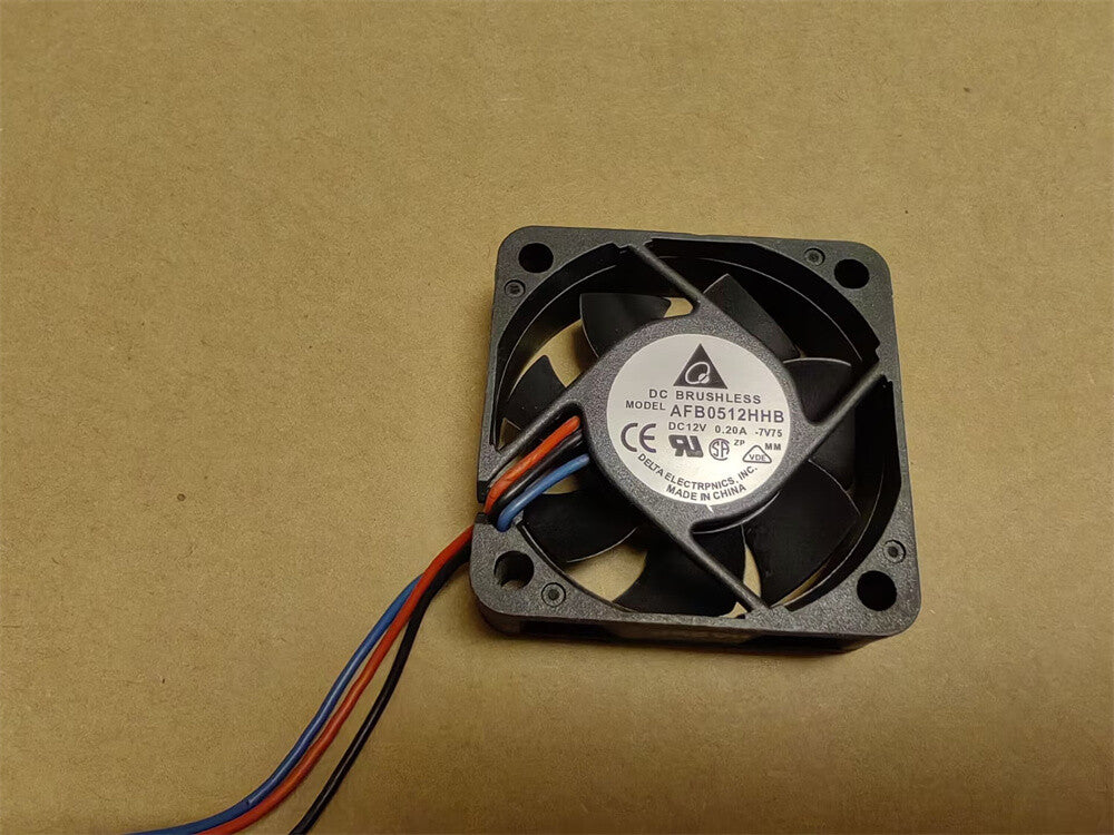 1PC DELTA AFB0512HHB 12V0.20A Server Cooling Fan Size 50 * 50 * 15mm