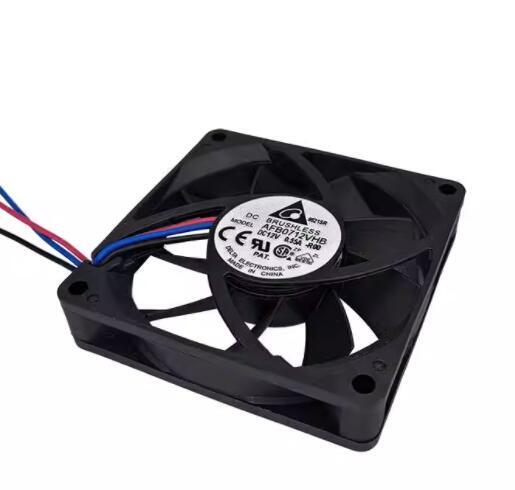 DELTA 7CM 7015 AFB0712VHB 4 wirePWM Thermostat Cooling fan cooling fan