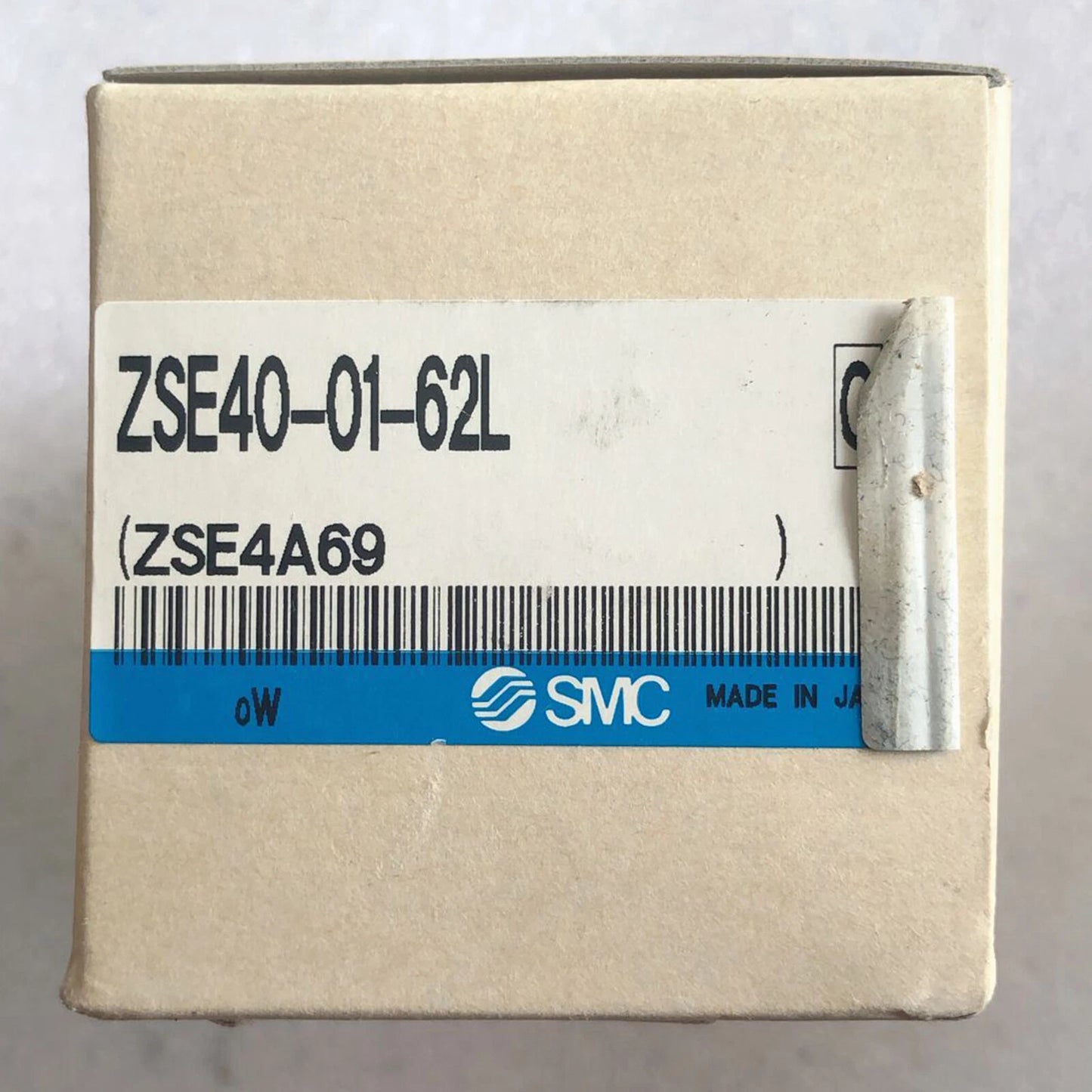 1PC SMC ZSE40-01-62L Pressure Switch Quality assurance #P