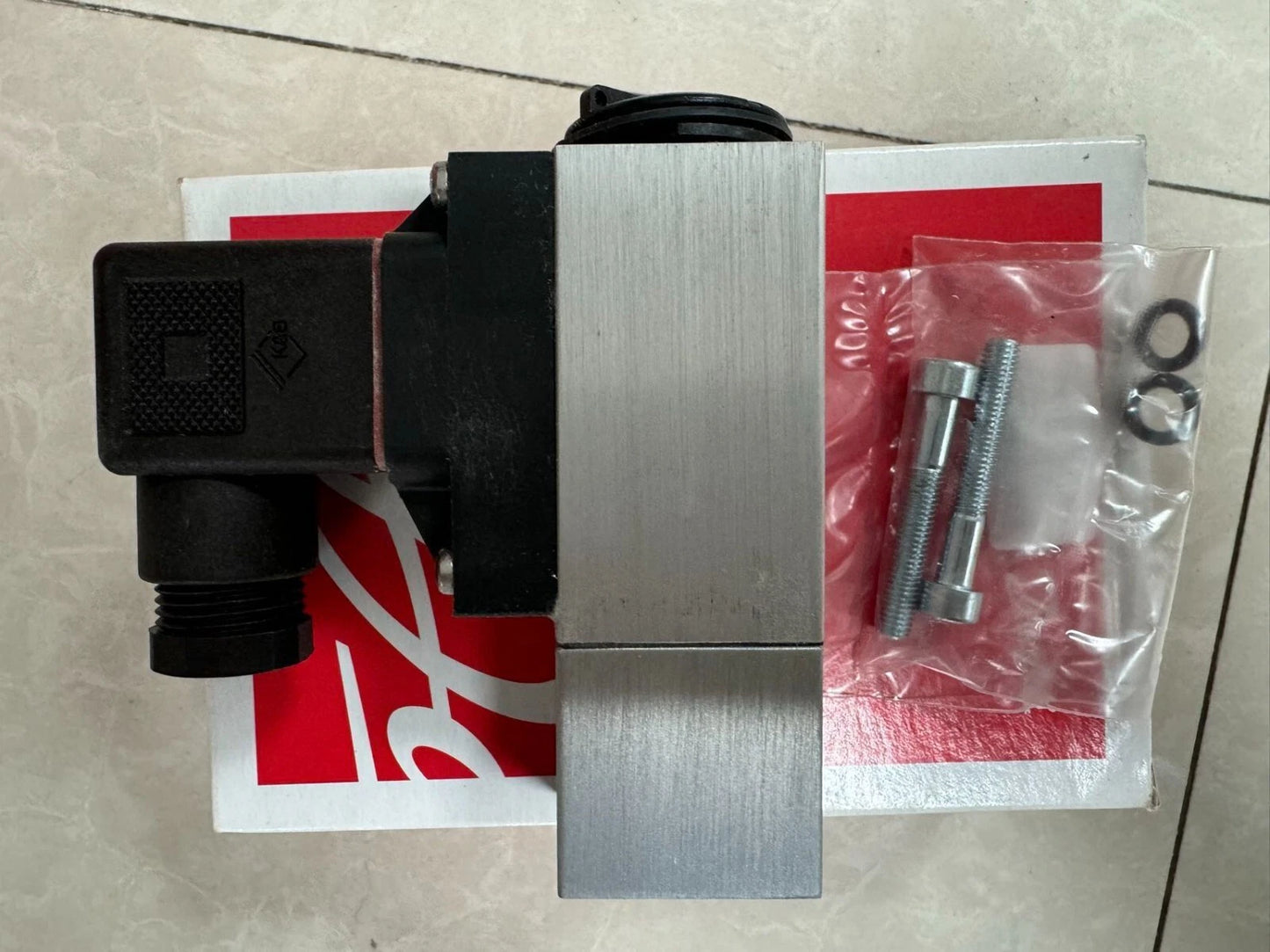 . DANFOSS 061B000466 Pressure Switch Fast Shipping #P