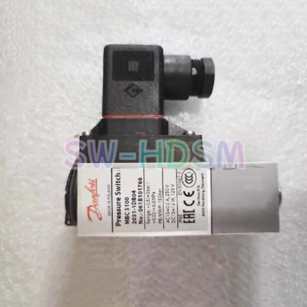 1PCS for Danfoss 061B101766 Pressure Switch Freight Free