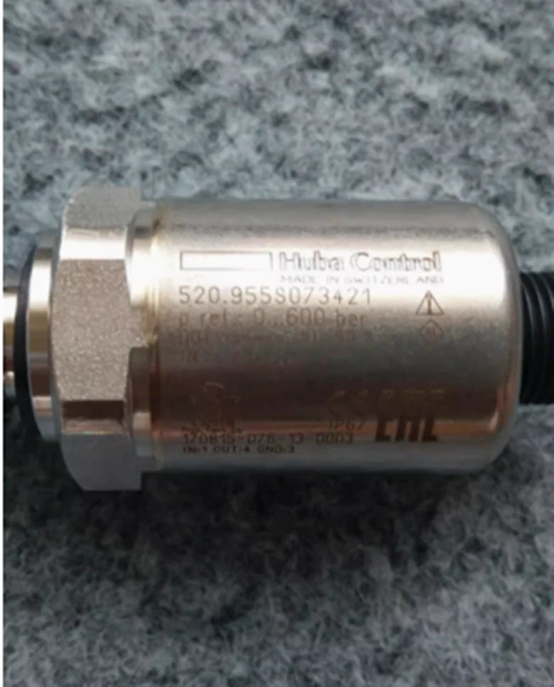 1pcs HUBA pressure transmitter 520.955S073421, 0-600BAR#P