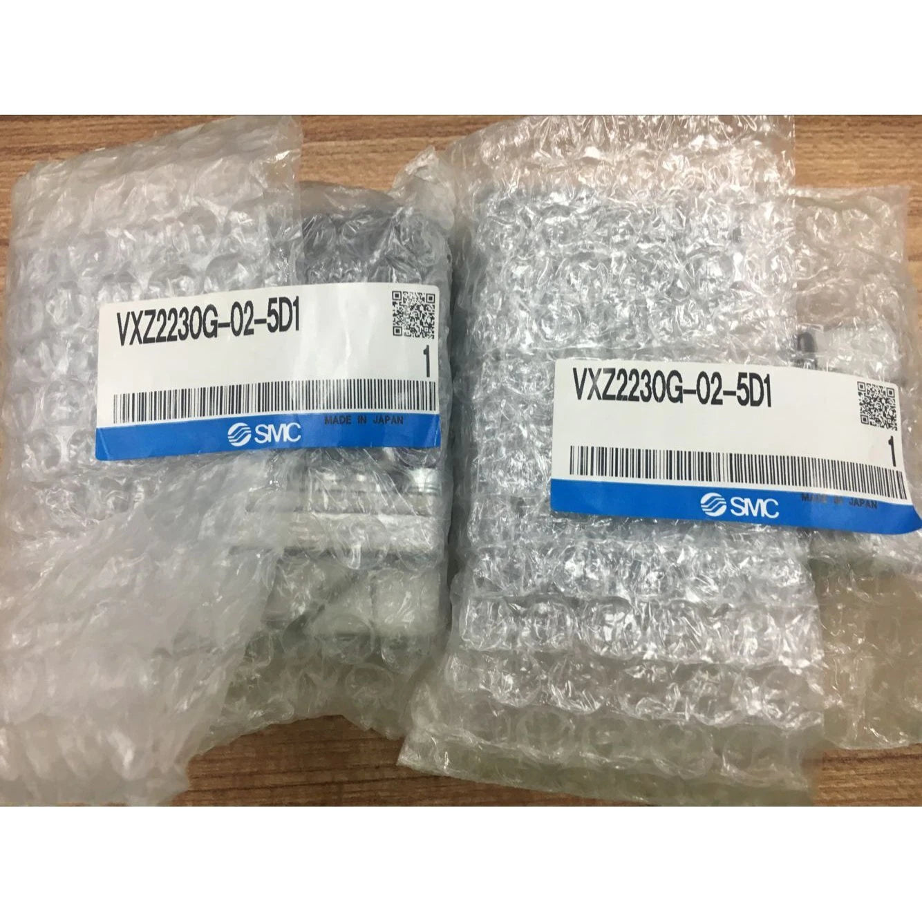 1pc SMC Solenoid Valve VXZ2230G-02-5D1 spot stock #P