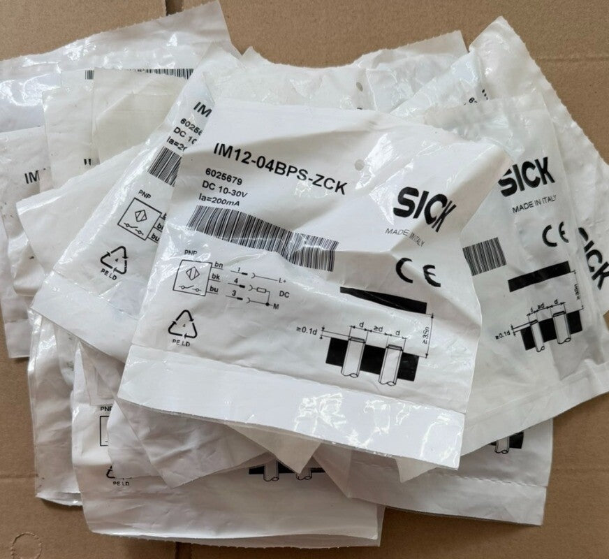 1pcs SICK IM12-04BPS-ZCK 6025679 Proximity Switch
