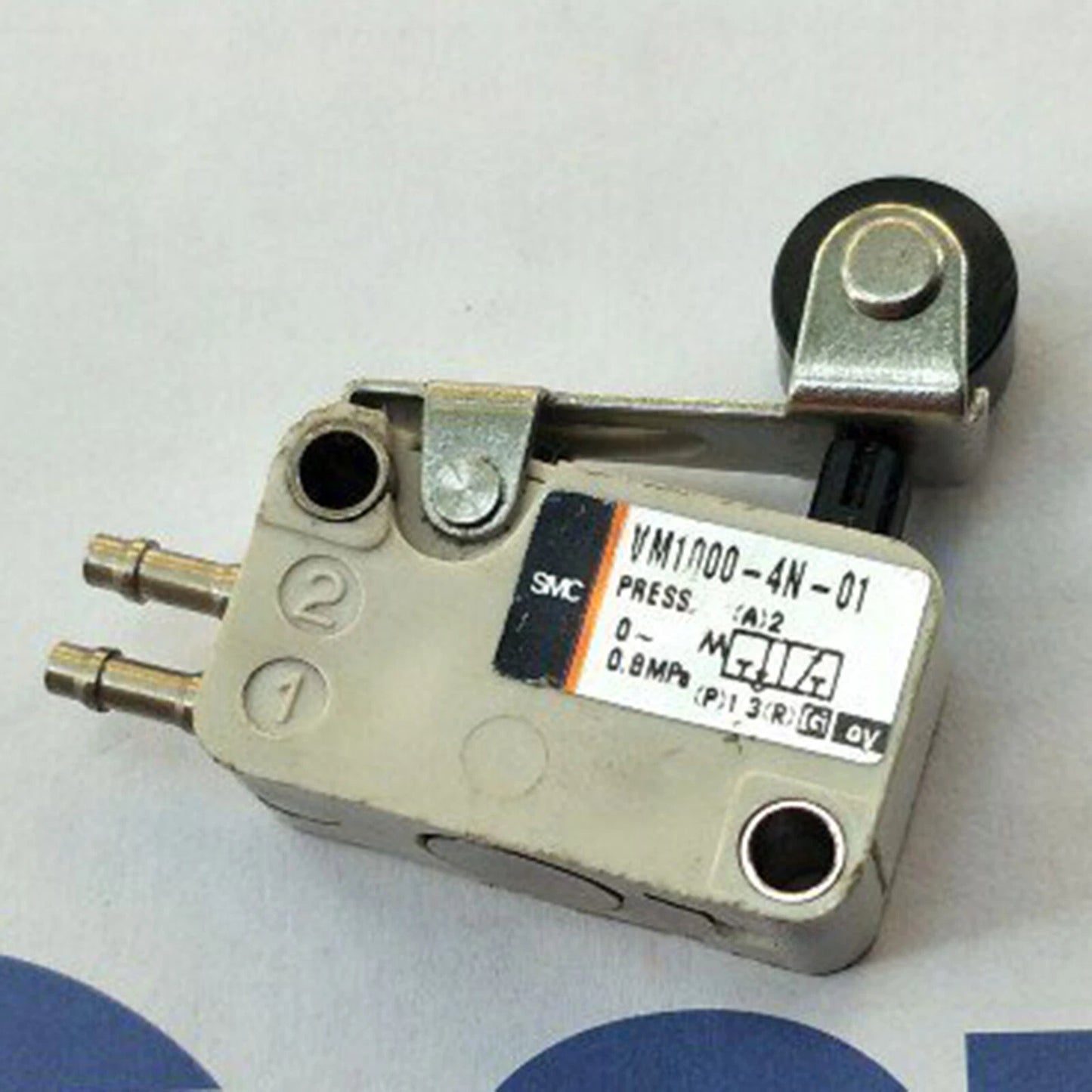1pcs smc VM1000-4N-01 Manual valve Free shipping #P