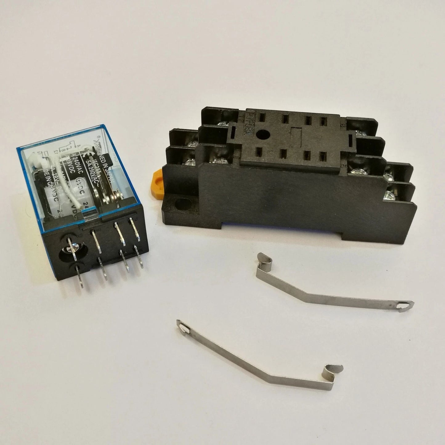 MY2N-J MY2NJ HH52P-L 24V DC Coil Cube Relay & PYF08A Socket Base